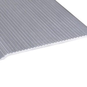 Seuil nervuré en aluminium