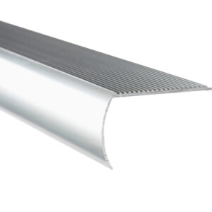 Nez-de-marche avec tombant en aluminium − Commerciale