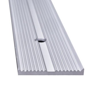 2-1/4 pulg. (57 mm) Borde recto dientes de sable de aluminio