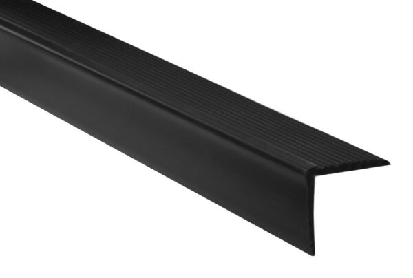 Borde de peldaño cuadrado de vinilo de 1-1/8 pulg. (2.9 cm)