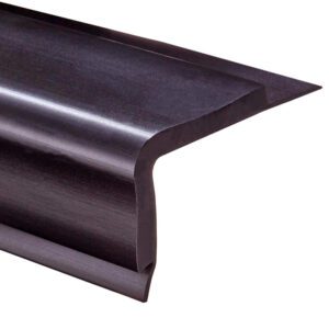 Borde de peldaño con curba doble de vinilo de  1-1/2 pulg. (3.8 cm)